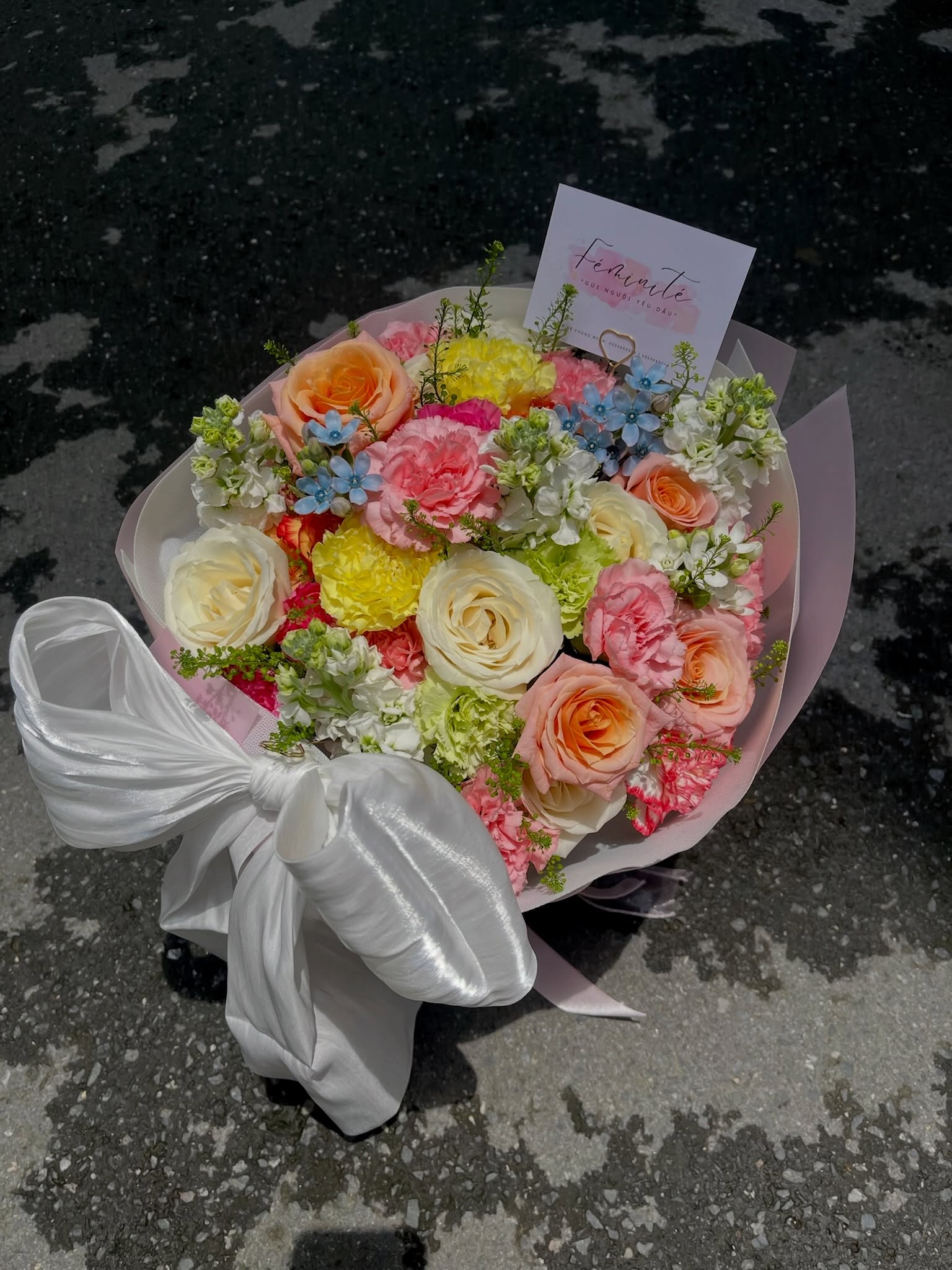Mẫu hoa Féminité