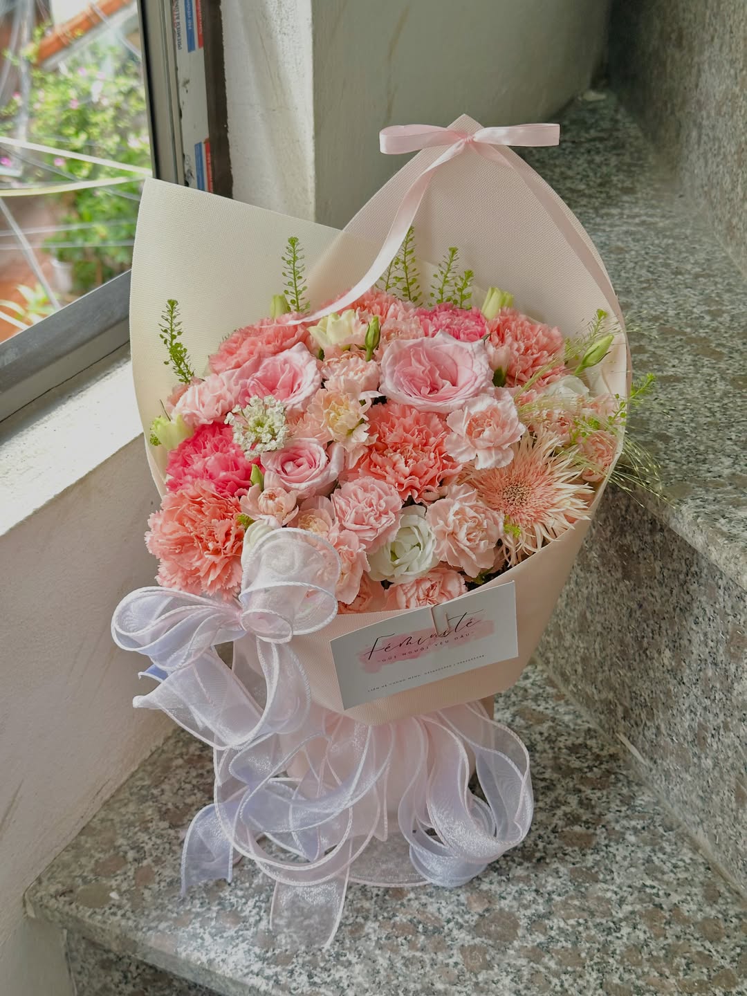 Mẫu hoa Féminité
