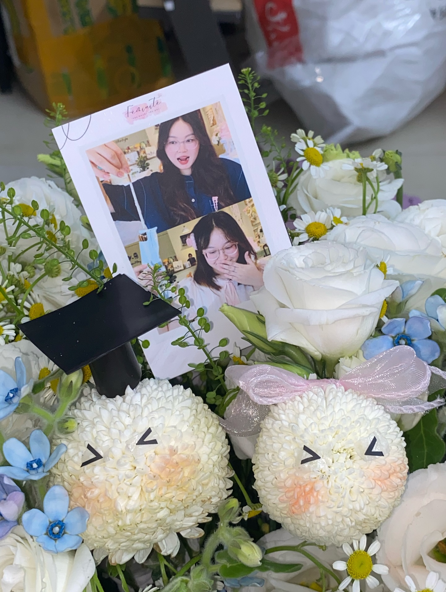 Mẫu hoa Féminité